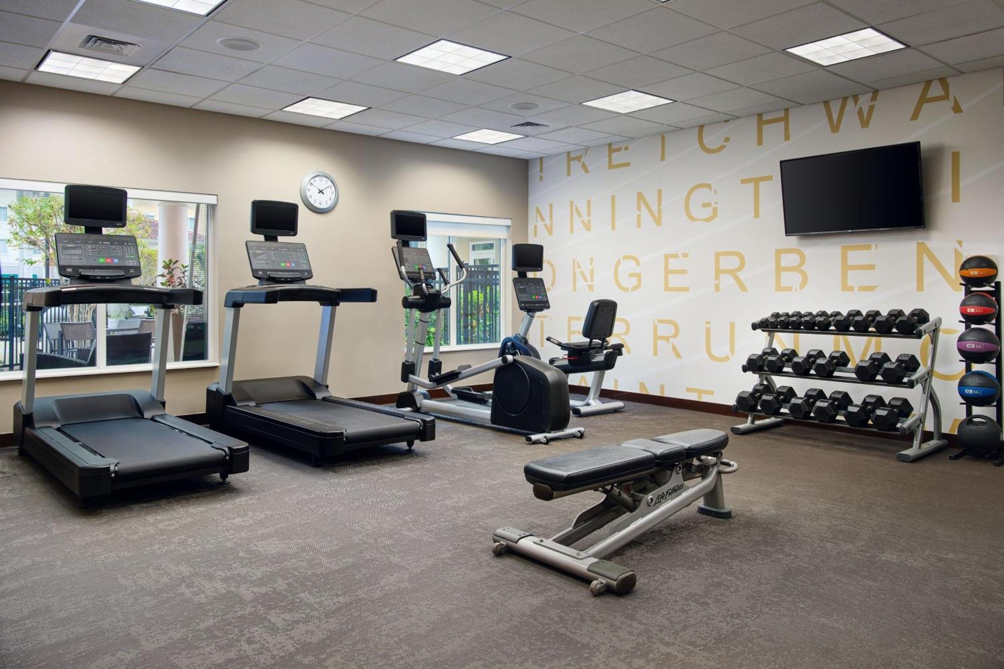 Residence Inn By Marriott Fort Myers At I-75 And Gulf Coast Town Center Estero Exteriér fotografie